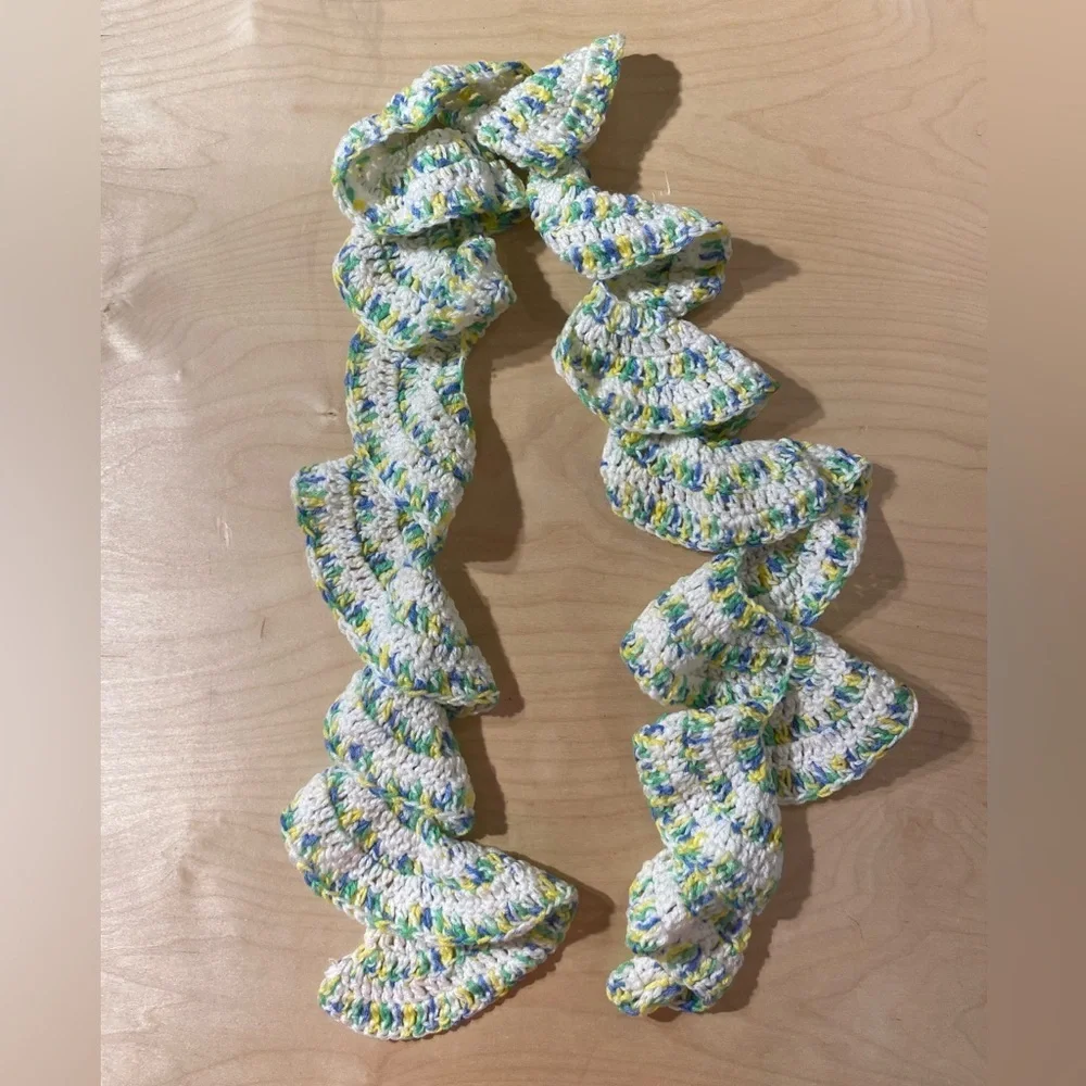 Colorful Crochet Ruffle Scarf (Q)